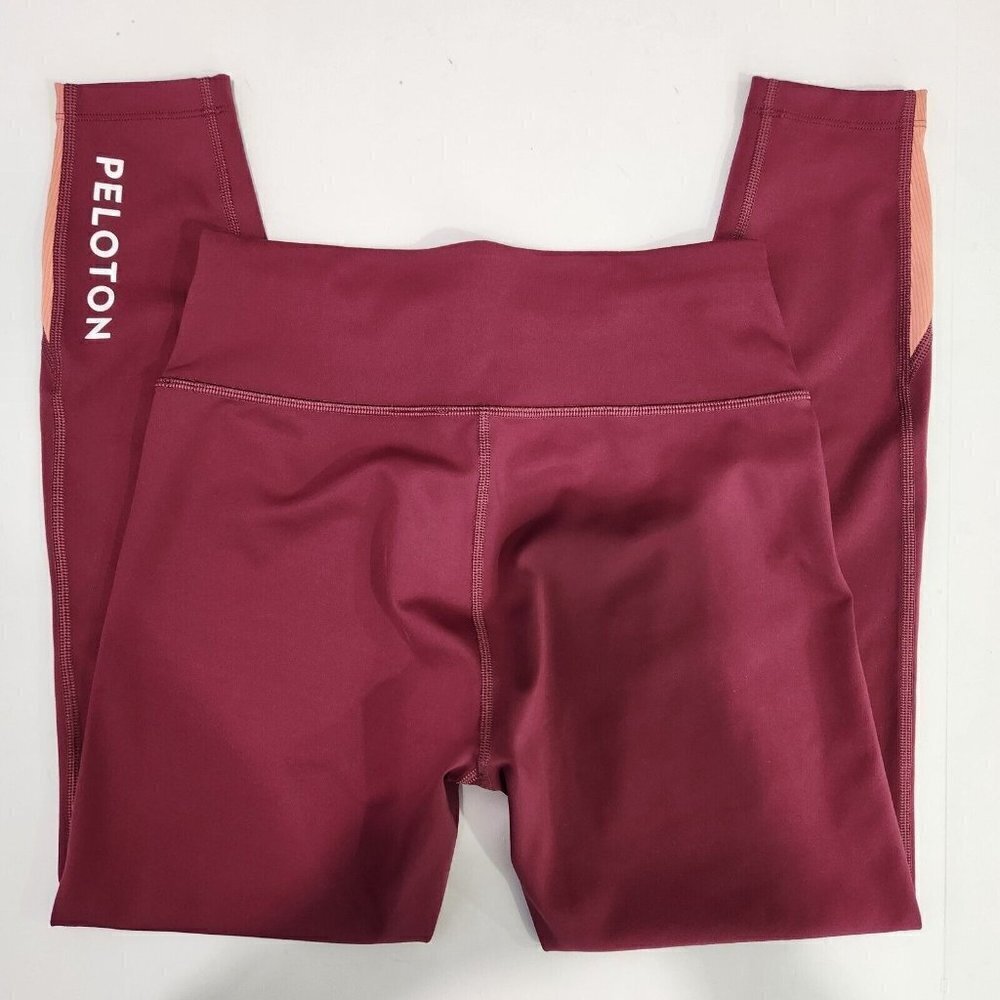 Peloton Move Rib Insert Capri Leggings‎ Womens M Maroon Peach Spinning Athletic - Picture 8 of 9